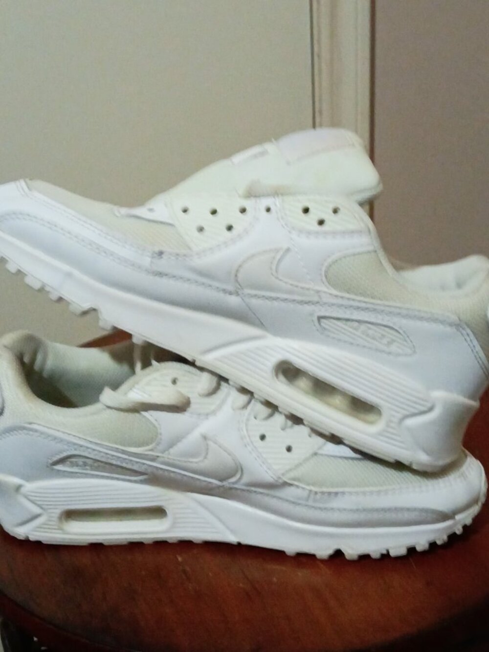 Nike Air Max 90 Triple White Leather Women Sneaker Shoes CQ2560-100 Size 8 - Picture 11 of 13
